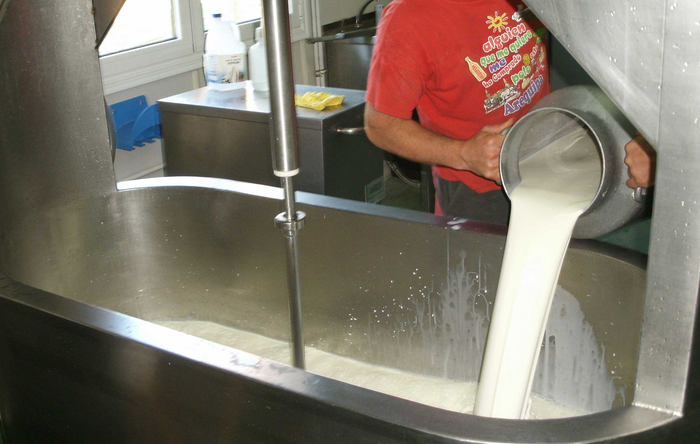 osartzain-leche-volcada-recimiente-azti